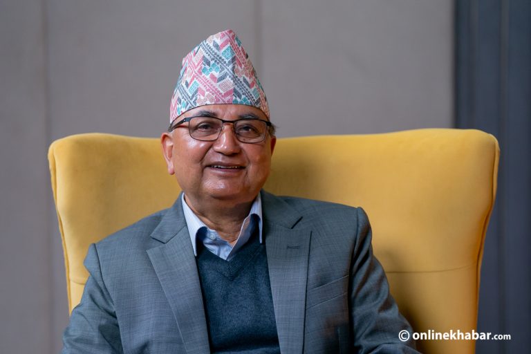 समाज अनियन्त्रित अराजकतातिर जाने खतरा छ, हामीले आत्मालोचना गर्नुपर्छ : ईश्वर पोखरेल