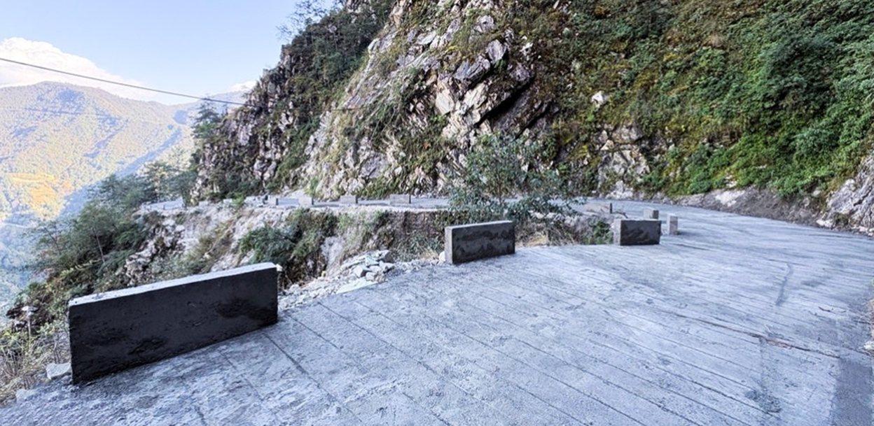 मध्यपहाडी लोकमार्गको रानीकोट–किटिनी सडक एक महिनापछि सञ्चालनमा