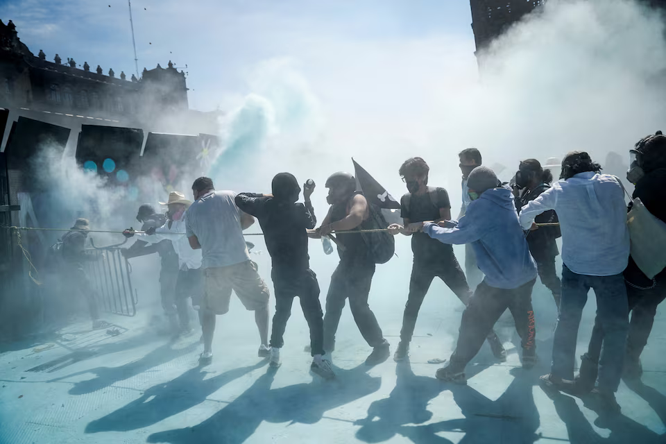 मेयरको हत्यापछि मेक्सिकोमा सुरु भएको जेनजी प्रदर्शन देशभर फैलियो