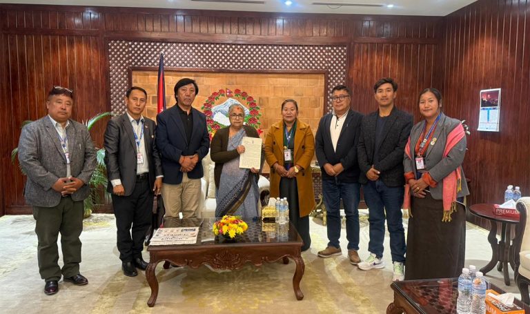 उपल्लो मुस्ताङको निषेध फुकुवा गर्न माग