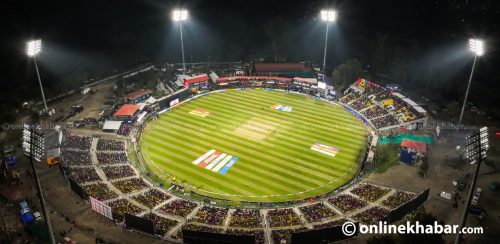 कीर्तिपुरमा पहिलो पटक फ्लडलाइटमा क्रिकेट (तस्वीरहरू)
