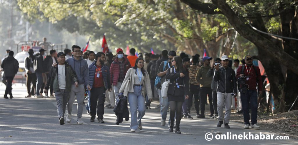 एनपीएल हेर्न आएकाबाट पार्किङ शुल्क उठाउन कसैलाई अनुमति दिएको छैन : त्रिवि