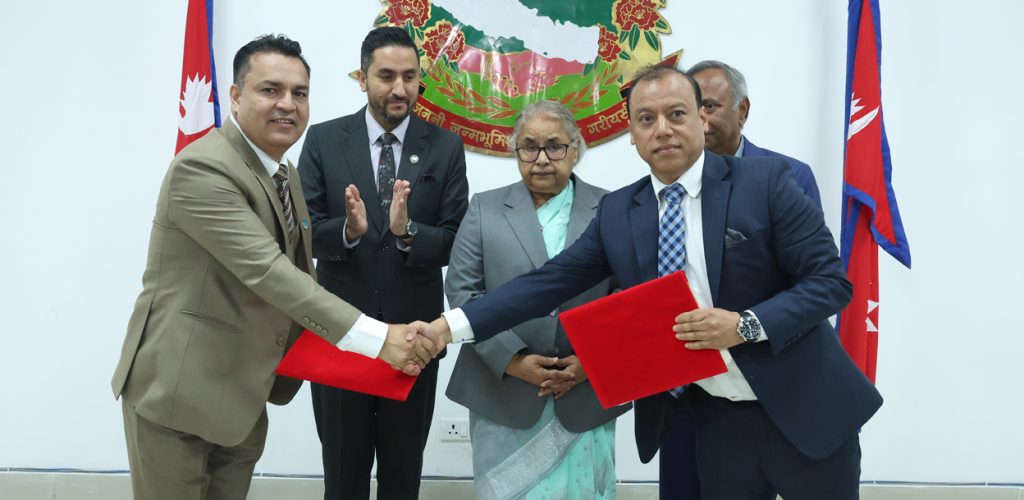 प्रधानमन्त्रीको उपस्थितिमा एनआरएनएबीच एकता घोषणा