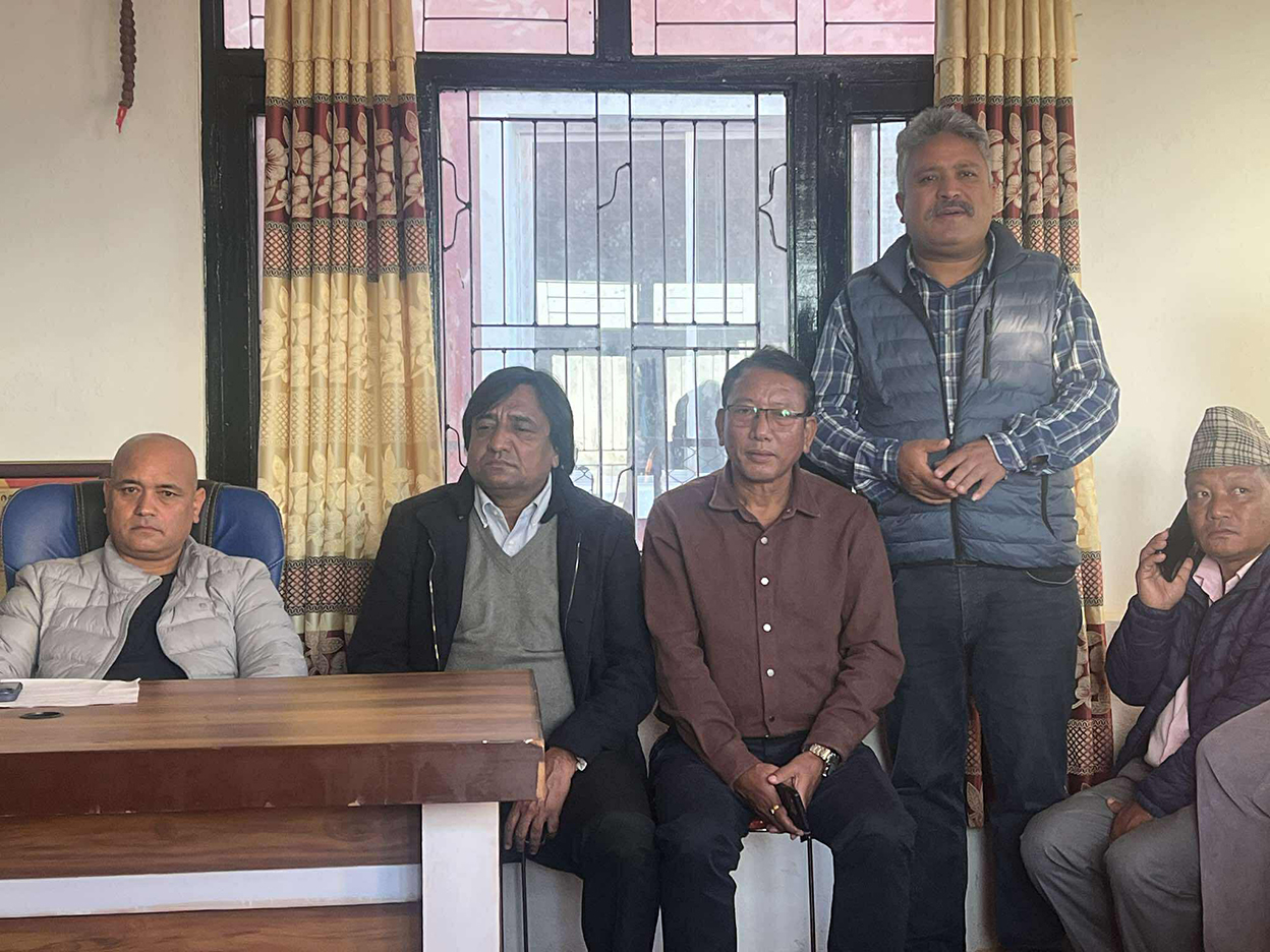 चुनावअघि पार्टीको महाधिवेशन गर्न गोरखा कांग्रेसको माग