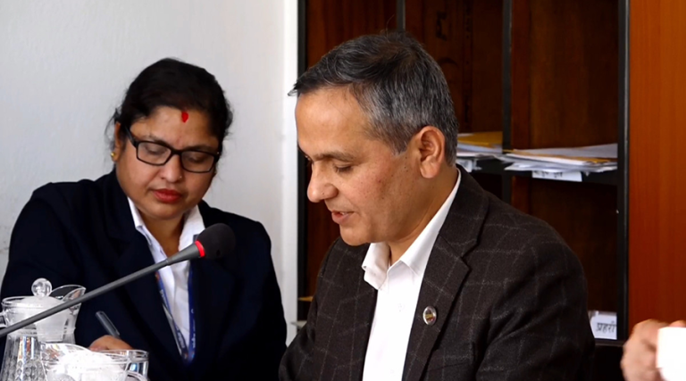 विदेशमा रहेका नेपालीलाई मताधिकार दिन कानुन संशोधन गर्दैछौं : गृहमन्त्री अर्याल