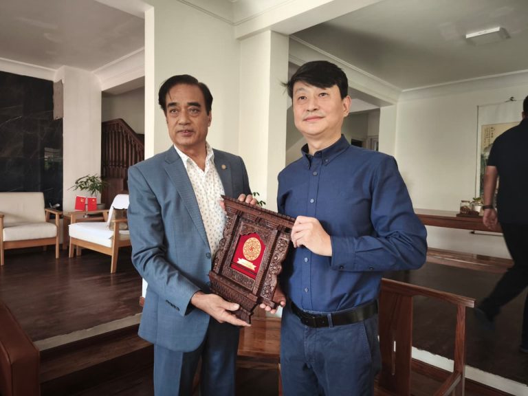 लगानी, प्रविधि र पर्यटन क्षेत्रमा सहकार्य गर्न चिनियाँ व्यवसायीलाई चेम्बरको आग्रह