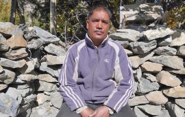 च्याङ्ग्रापालनबाट वार्षिक पाँच लाख कमाउँछन् पूर्णबहादुर नेपाली