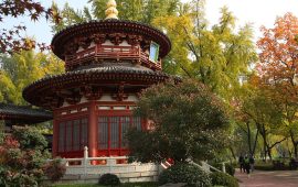 एक शताब्दी बन्द रहेको चीनको ‘छियान्लोङ बगैंचा’ खुला