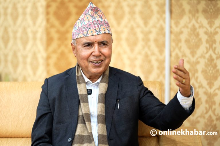 जाँदाजाँदै अर्थमन्त्री खनालको ‘मार्कसिट’ : अर्थतन्त्र सन्तोषजनक अवस्थामा छ  