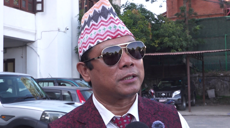 देश बनाउने डीपीआरसहित आएको छु : रेशम चौधरी