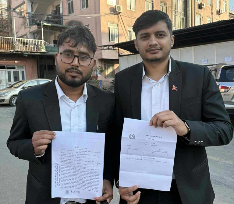 मधेश प्रदेश सरकार गठनविरुद्ध सर्वोच्चमा रिट