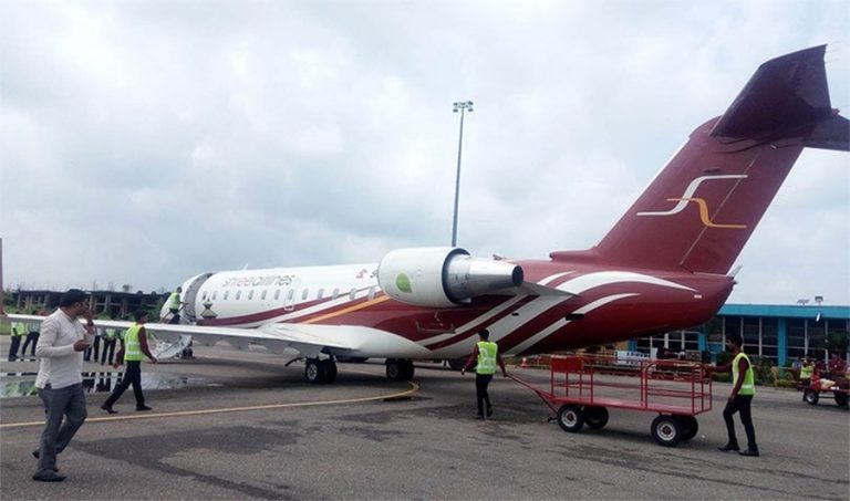 धनगढीबाट काठमाडौं उडेको श्री एअरलाइन्सको विमान भैरहवामा आकस्मिक अवतरण