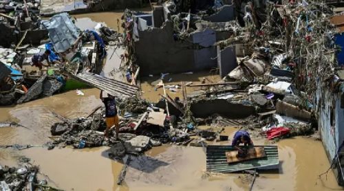 फिलिपिन्समा शक्तिशाली आँधीका कारण ८५ जनाको मृत्यु