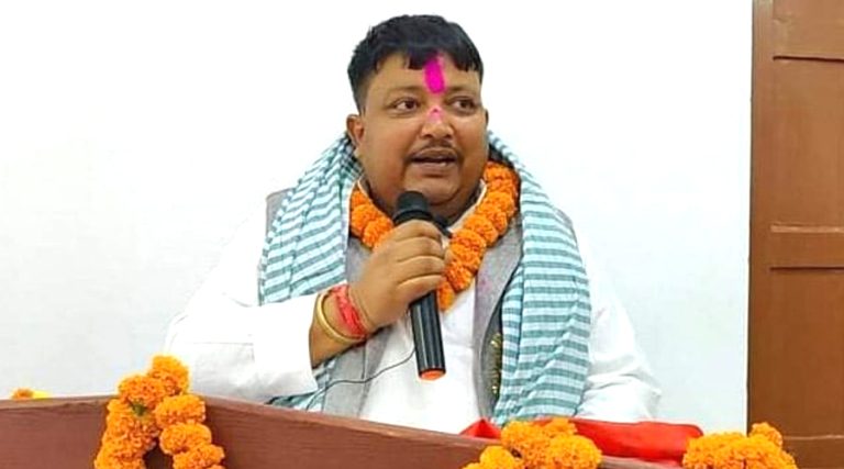 पार्टी कार्यालय घेराउ गरेरै भए पनि महाधिवेशन गराउँछौं : मधेश प्रदेश उपसभापति सिंह