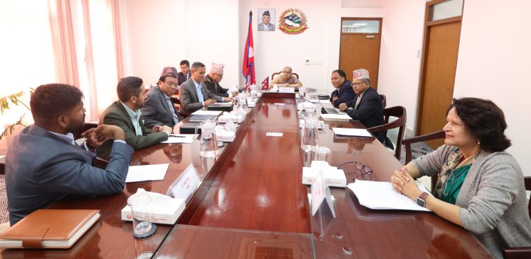 सिंहदरबारमा मन्त्रिपरिषद् बैठक