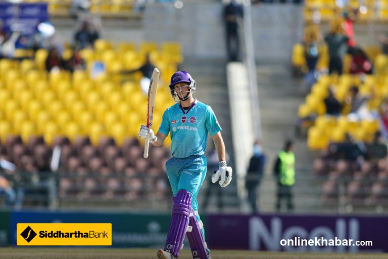 जोन सिम्पसनको अर्धशतकमा काठमान्डुले चितवनलाई दियो १४३ रनको लक्ष्य