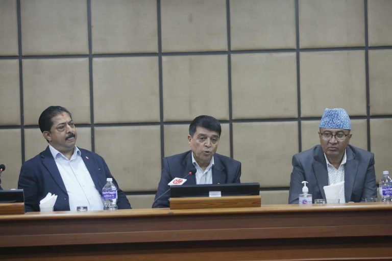 उद्योगमा लामो समय लाइन काटिएपछि खोल्न मध्यमार्गी पहल गरिएको हो : महासंघ