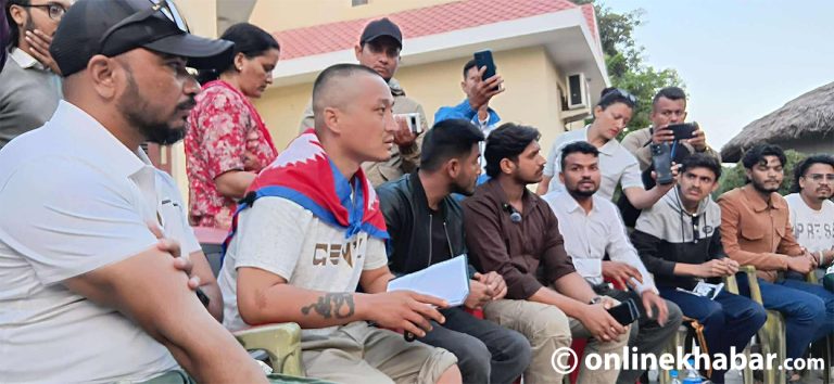 सिमरा घटना : प्रशासन र जेनजीबीच छलफल जारी, सुदन गुरुङ पनि सहभागी