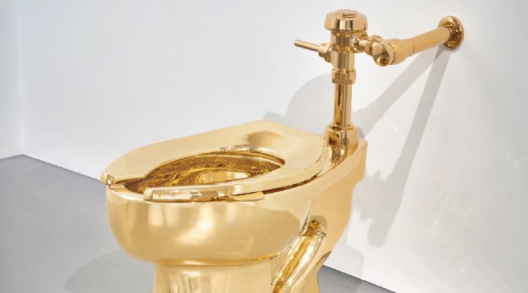 डेढ अर्बमा बिक्री हुँदै सुनको ट्वाइलेट !