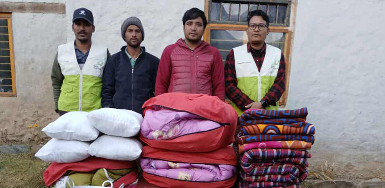 हुम्लाका आगलागी पीडितलाई राहत सहयोग