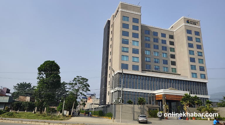 बुटवलमा साढे ३ अर्ब लगानीमा खुल्यो पाँचतारे होटल ह्यात प्लेस