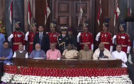 भारतले नेपालीसहित ९ भाषामा अनुवाद गर्‍यो आफ्नो संविधान