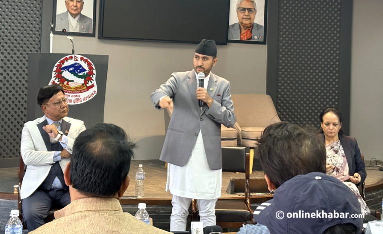 फिल्म सेन्सर बोर्डमा तत्काल सहि व्यक्ति ल्याउन मन्त्री खरेलको निर्देशन