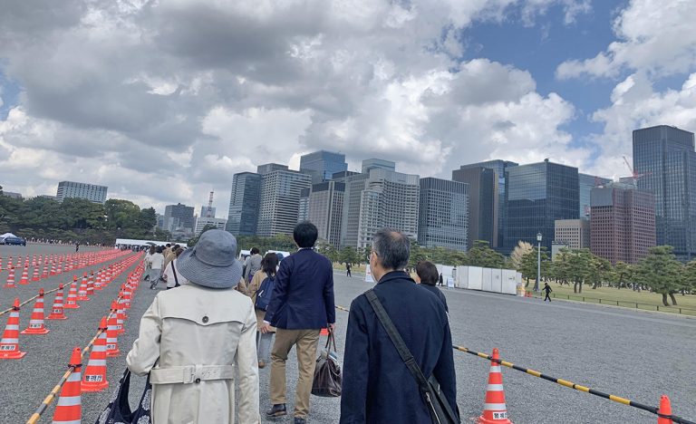 विदेशीमाथि कडा नीति अवलम्बन गर्दै जापान