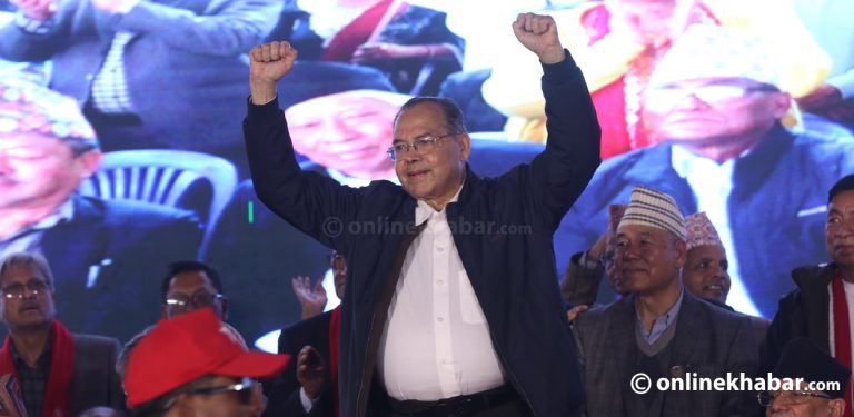 प्रचण्ड-माधवसहितको एकता घोषणा सभामा पुगे झलनाथ खनाल