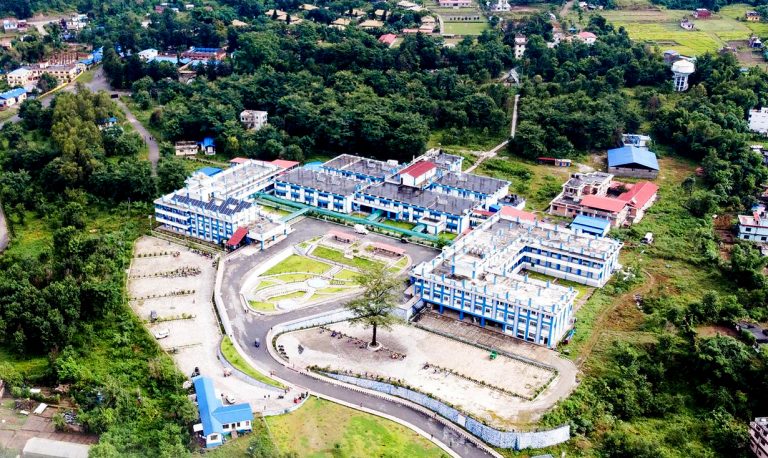 कर्णाली प्रदेशका अस्पतालमा चिकित्सक पाउनै कठिन