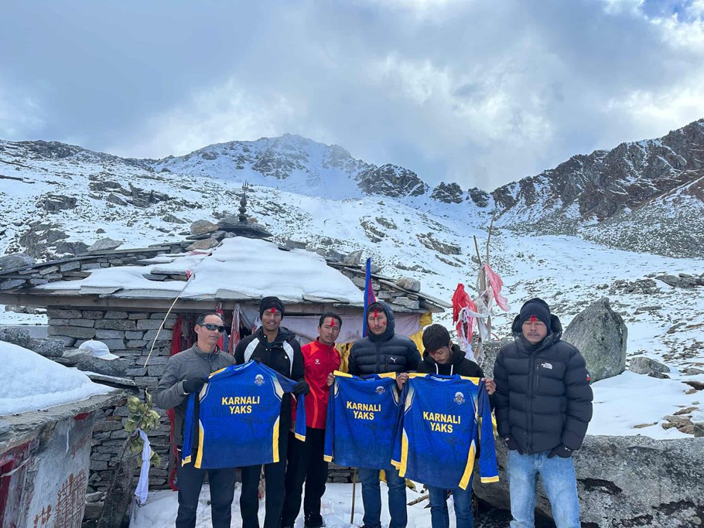 कर्णाली याक्सको जर्सी ४ हजार उचाइको नदाइ डाबमा सार्वजनिक