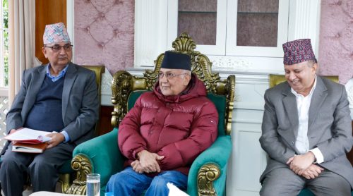 ओलीले उपत्यका छोड्न नमिल्दा काठमाडौं सारियो महाधिवेशन