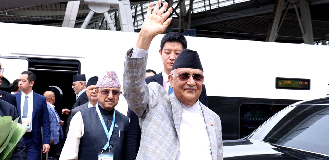 प्रतिनिधिसभा पुनर्स्थापनाको माग  : ओलीको एजेण्डामा पछि लाग्दै कांग्रेस