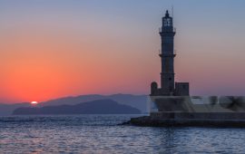 कथैकथाले भरिएको लाइटहाउस : के त्यहाँ जागिर गर्नेले अथाह पैसा पाउँछ ?