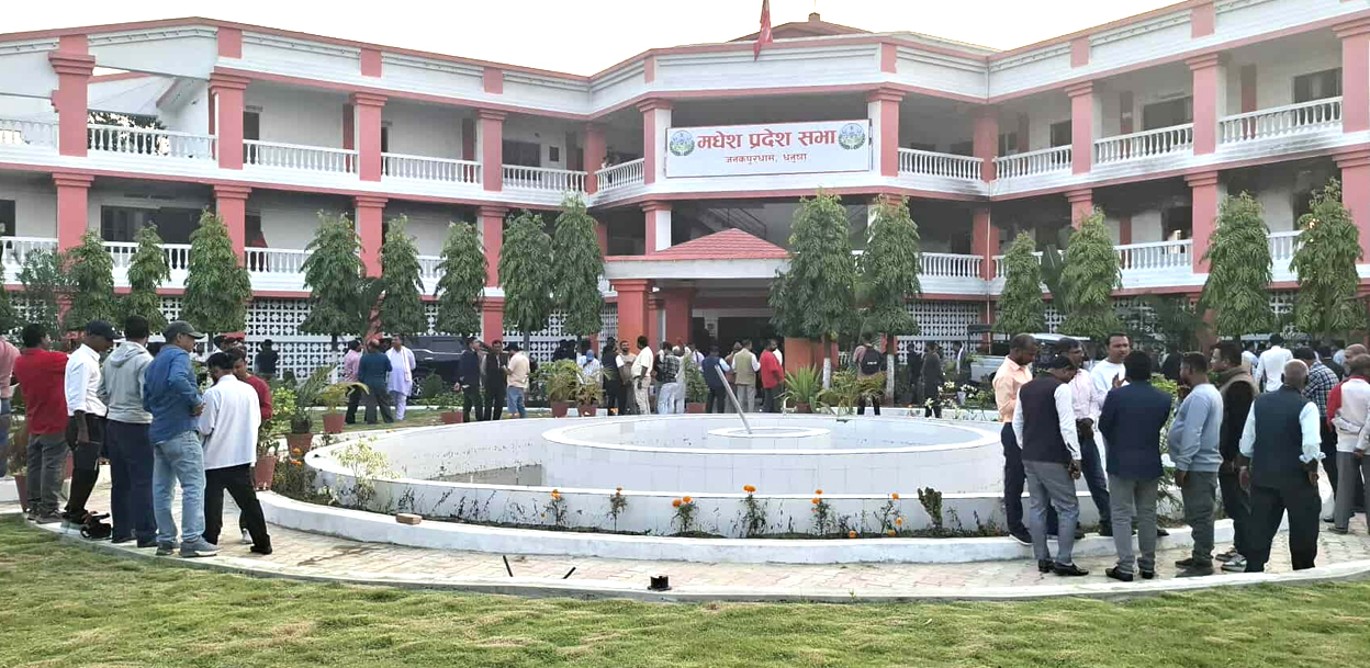 मधेशका मुख्यमन्त्रीलाई विश्वासको मतको संकट, केहीबेरलाई रोकियो मत विभाजन