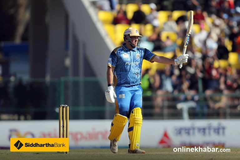 एनपीएल : कर्णाली याक्सका मार्क वाटले प्रहार गरे दोस्रो सिजनको पहिलो शतक