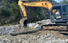 मेलम्ची खानेपानी पथान्तरणमा स्थानीयको अवरोध