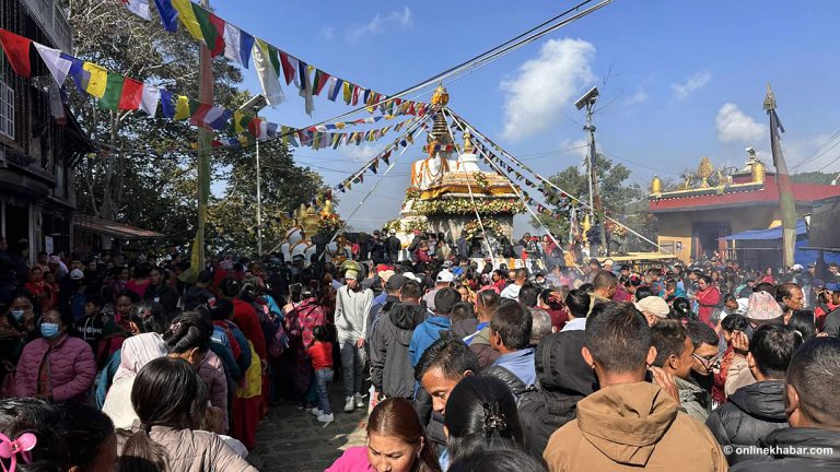 सुरु भयो नमोबुद्धमा जात्रा, पितृको सम्झानामा ‘दीप प्रज्वलन’