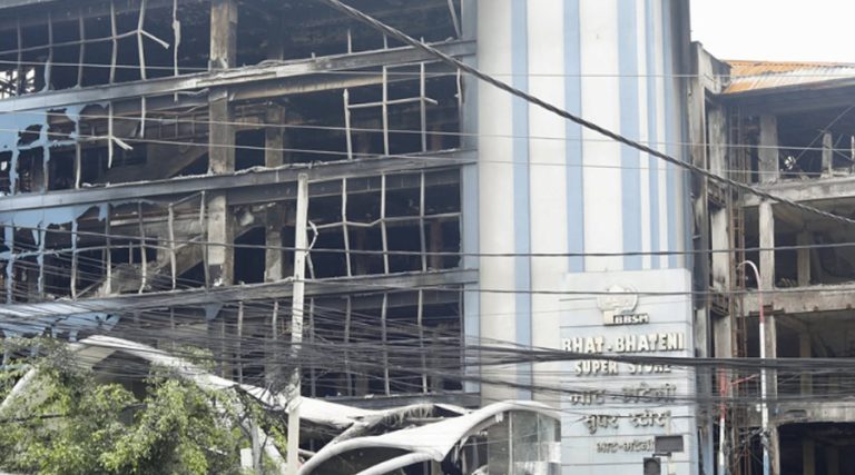 नक्साल भाटभटेनी भत्काउने क्रममा एक जनाको मृत्यु