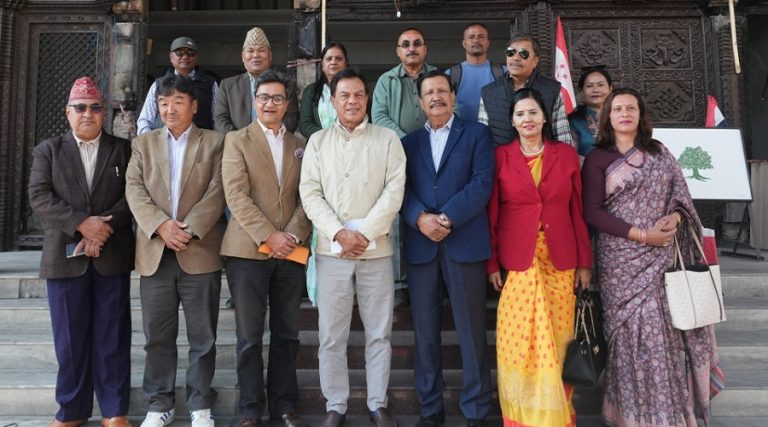 संस्थापन पक्षीय कांग्रेस केन्द्रीय सदस्यले नियमित महाधिवेशनबारे शीर्ष नेताको ध्यानाकर्षण गराउने