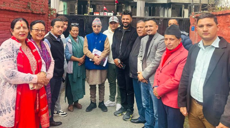 कांग्रेस केन्द्रीय कार्यालयमा लगाइएको ताला खोलियो