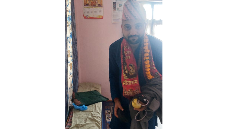 मृगस्थलीबाट भन्दै लाइभ गरेका निकोलस गोरखाको सरस्वती आश्रममा लुकेका थिए