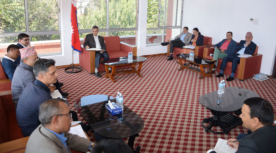 मिथ्या सूचना नियमन गर्न गृहमन्त्रीको चासो