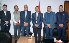 गृहमन्त्री अर्यालसँग भारतीय राजदूत श्रीवास्तवको भेट, निर्वाचनबारे चासो