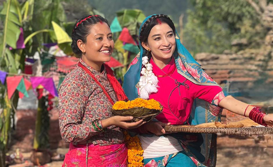 ‘परालको आगो’ ११ बैशाखमा आउने, ‘क्यारेक्टर लुक्स’ सार्वजनिक