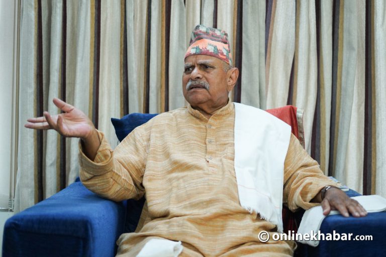 तटस्थ सरकारमा बस्ने मन्त्रीहरूले पार्टी खोलेर चुनाव लड्न मिल्दैन : पूर्वराष्ट्रपति यादव