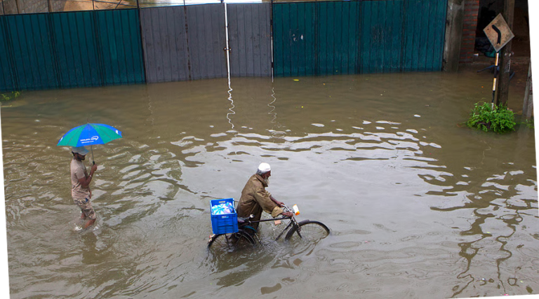श्रीलंकामा भारी वर्षा र पहिरोका कारण ३१ जनाको मृत्यु