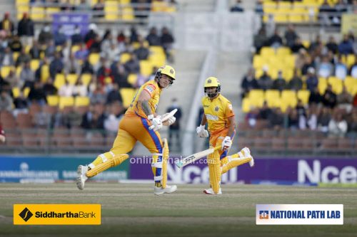 क्रिजमा क्रिस लिन र नीशमको ब्याटल, मैदानमा सुदूरपश्चिमको गर्जन