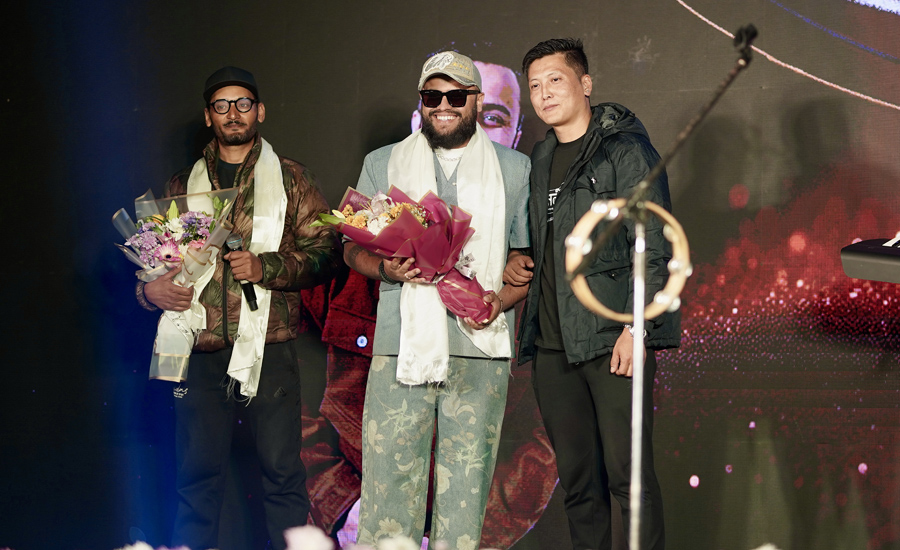 सिक्किममा गुञ्जिए सुजन चापागाईँ, ‘ऊनको स्वीटर साँझ’ हेर्न पुगे दर्शक