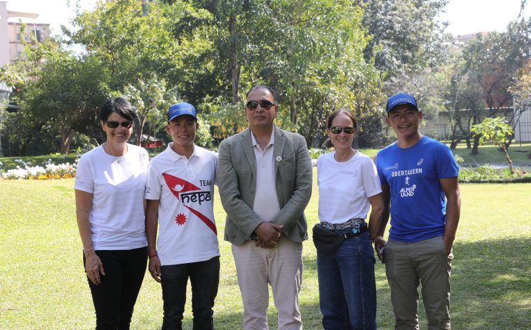 अल्ट्रा रनर सुमनले हङकङमा ट्रान्सलानटाउ रेसमा प्रतिस्पर्धा गर्ने